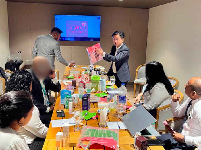 Maytraders meeting international buyers and partners